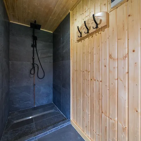 Holiday home Willa Gorski Raj - 4 Sypialnie, 2 Lazienki, Sauna, Tradycyjna Balia