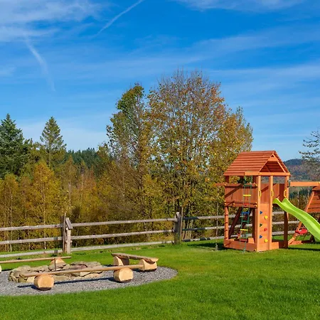 Willa Gorski Raj - 4 Sypialnie, 2 Lazienki, Sauna, Tradycyjna Balia Holiday home Korbielow