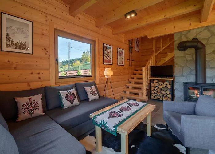 Willa Gorski Raj - 4 Sypialnie, 2 Lazienki, Sauna, Tradycyjna Balia بيت للعطل كوربييلوف